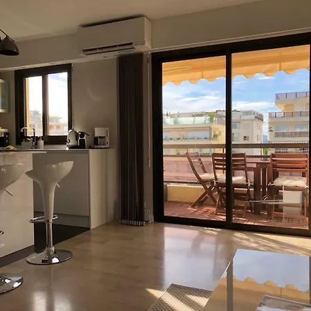 Apartment Athena